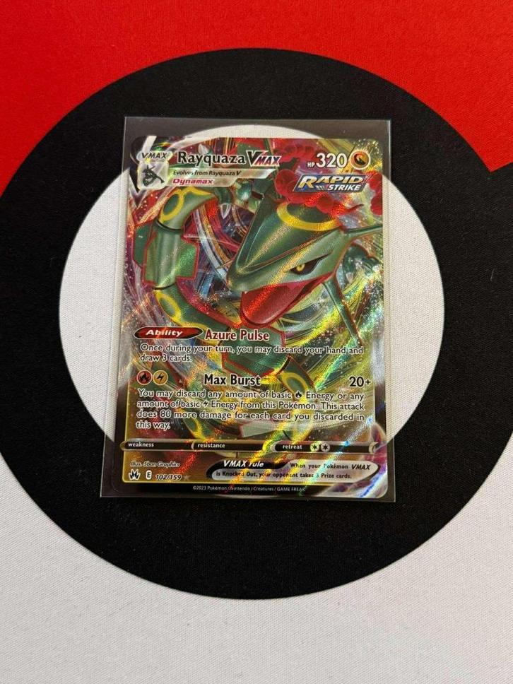 Pokémon - Crown Zenith - Rayquaza Vmax (102/159) - NM, Hobby en Vrije tijd, Verzamelkaartspellen | Pokémon, Zo goed als nieuw