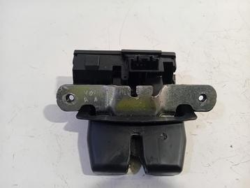 MECANISME DE VEROUILLAGE COFFRE B-Max (JK8) (8A61A442A66BE), Utilisé, Ford, Haillon arrière