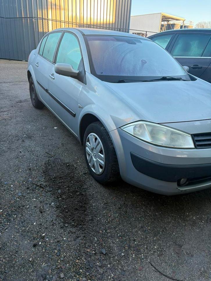 Renault Megane Automatic//lire la description, Autos, Renault, Particulier, Mégane, Essence, Euro 4, Automatique, Enlèvement