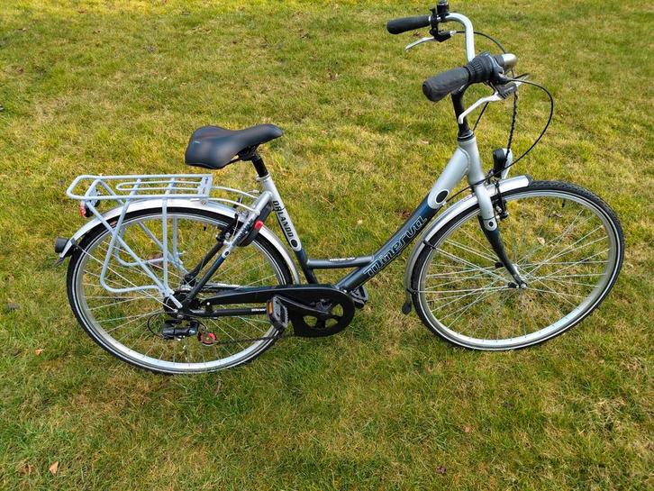 Prachtige Minerva in nieuwstaat lees beschrijving, Fietsen en Brommers, Fietsen | Dames | Damesfietsen, Versnellingen, Ophalen