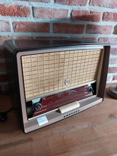 Oude radio Philips B3X65A, niet werkend, Audio, Tv en Foto, Radio's, Niet werkend, Radio, Ophalen of Verzenden