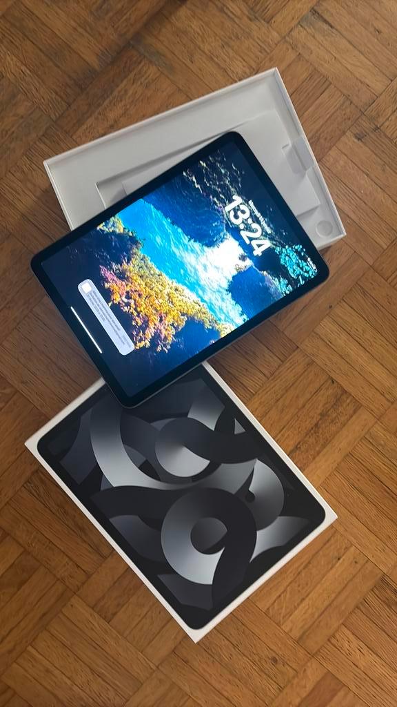 Apple iPad Air (5th generation), Informatique & Logiciels, Apple iPad Tablettes, Autres modèles, Wi-Fi, 10 pouces, Gris, Enlèvement ou Envoi
