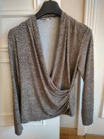 ' wikkel ' blouse van Mayerline, Envoi