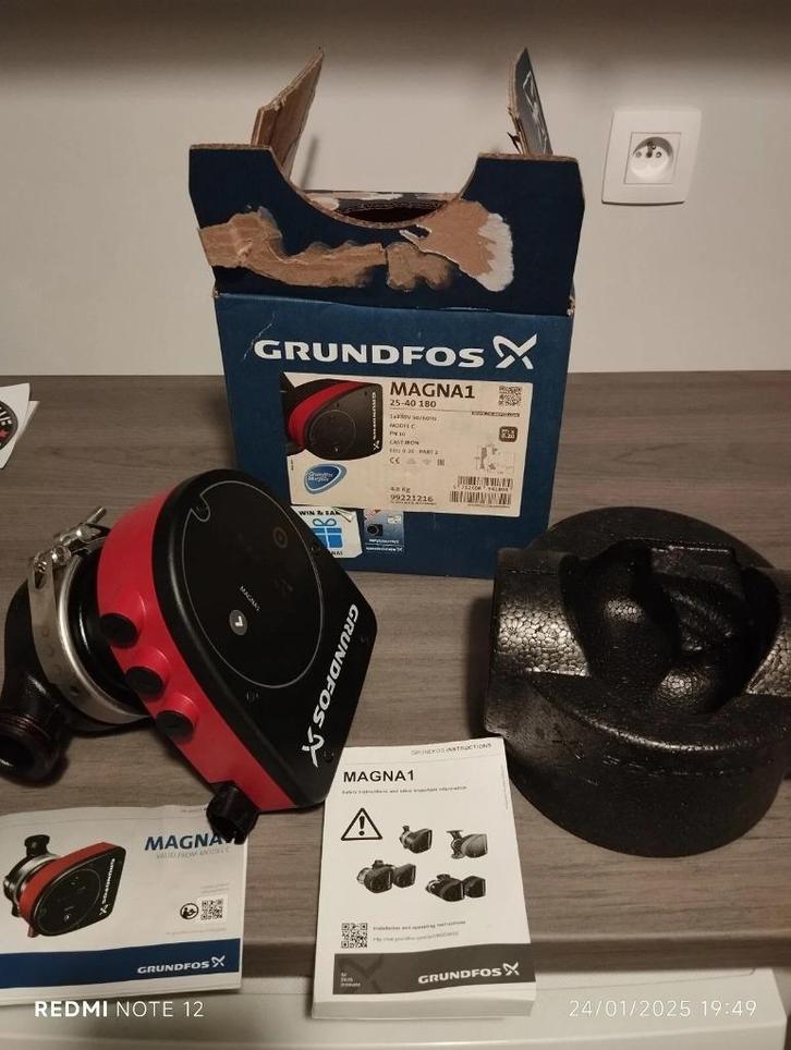 Circulateur Grundfos Magna 1 25/40 180, Doe-het-zelf en Bouw, Verwarming en Radiatoren, Zo goed als nieuw, Cv-ketel of Combi-ketel