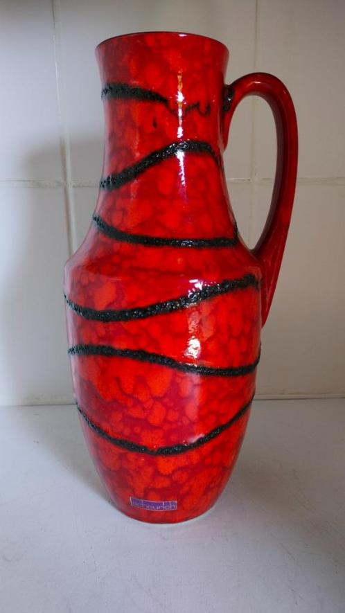 Scheurich. Oorvaas. Rood-oranje met zwarte golvende lijnen., Maison & Meubles, Accessoires pour la Maison | Vases, Comme neuf