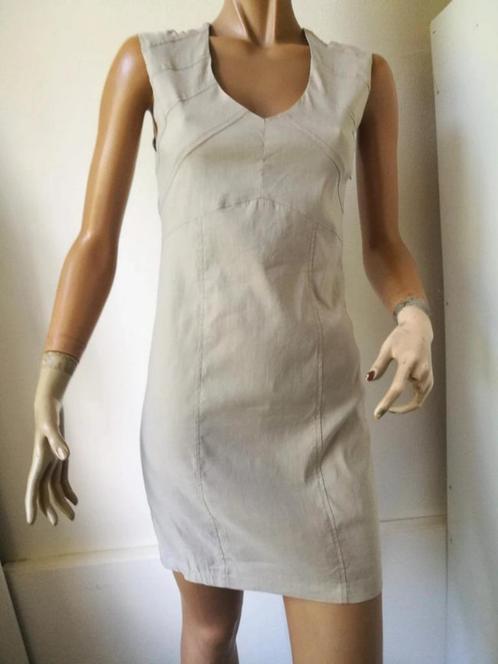 Sarah Pacini jurk t.1 of 38 als nieuw, Kleding | Dames, Jurken, Zo goed als nieuw, Maat 38/40 (M), Beige, Ophalen of Verzenden