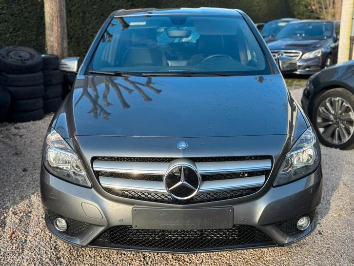 Mercedes B180 benzine - AUTOMAAT*29000KM*GARANTIE, Autos, Mercedes-Benz, Entreprise, Achat, Classe B, ABS, Airbags, Air conditionné