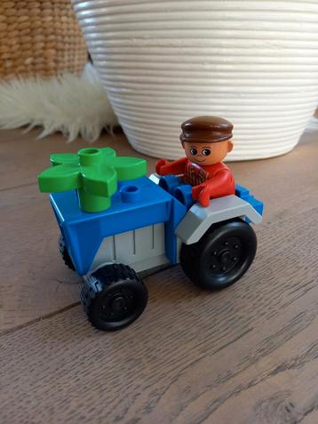 Lego duplo tractor beschikbaar voor biedingen