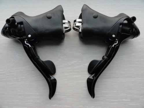 Shimano Shifters 105 Flight Deck (type 5510 , 2/9) set black, Vélos & Vélomoteurs, Vélos Pièces, Utilisé, Vélo de course, Enlèvement