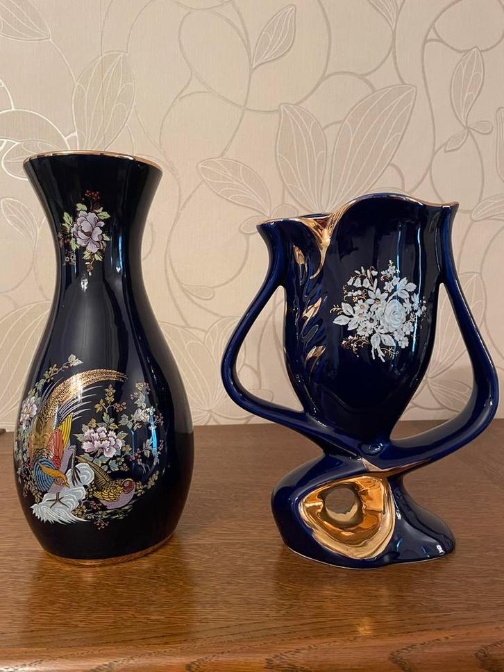 Lot de 2 vases en céramique décor floral et oiseau exotique, Antiek en Kunst, Antiek | Vazen, Ophalen