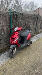 Zip iget a klasse rood, Fietsen en Brommers, Ophalen, Zo goed als nieuw