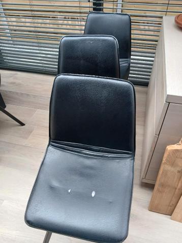 gratis keukenstoelen kleur zwart
