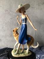 uniek sculptuur vrouw m hond windhond, Antiek en Kunst, Ophalen of Verzenden