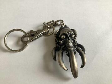 sleutelhanger- Skull Head - Metalen Decoratie. beschikbaar voor biedingen