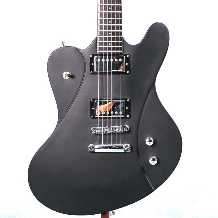 Framus Idolmaker Solid Black Satin als NIEUW!, Muziek en Instrumenten, Snaarinstrumenten | Gitaren | Elektrisch, Zo goed als nieuw