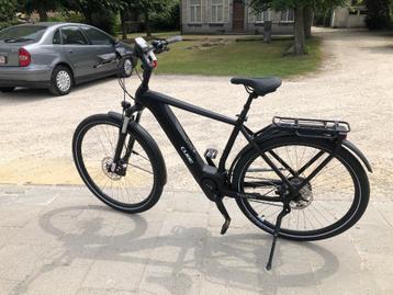 CUBE KATHMANDU HYBRID PRO 625 Maat 54 beschikbaar voor biedingen