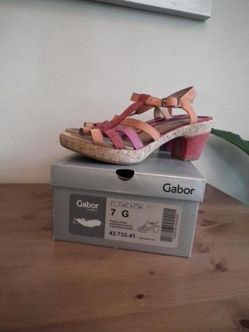 Gabor sandalen voor dames. (40 1/2) Mandarijn kleur