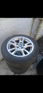 Jantes bmw e87/f20/e90/f22/f23 de 16p & pneus hiver uniroyal, Autos : Pièces & Accessoires, Pneus et Jantes, Pneus hiver, 16 pouces