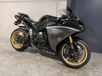 Yamaha YZF R1 in zeer mooie staat (bj 2010) beschikbaar voor biedingen