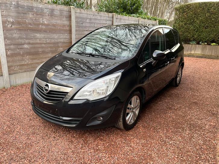 Opel Meriva B 1.4i Benzine, Autos, Opel, Particulier, Meriva, ABS, Airbags, Air conditionné, Alarme, Bluetooth, Feux de virage