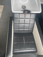 Kapperstoel met wasbak in goede staat, Ophalen, Gebruikt