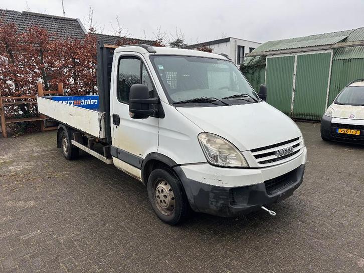 Iveco Daily 35S14 / MOTOR PROBLEEM / ENGINE PROBLEM, Auto's, Bestelwagens en Lichte vracht, Bedrijf, ABS, Airbags, Elektrische buitenspiegels