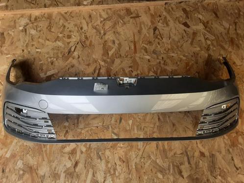 BUMPER VOOR Volkswagen Golf VIII (CD1) (5H0807221J), Auto-onderdelen, Carrosserie, Bumper, Volkswagen, Voor, Gebruikt