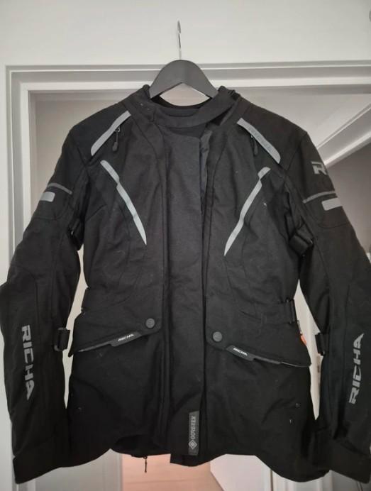 Nieuwstaat: Richa Goretex dames motorpak, Motoren, Kleding | Motorkleding, Combipak, Dames, Tweedehands, Ophalen of Verzenden