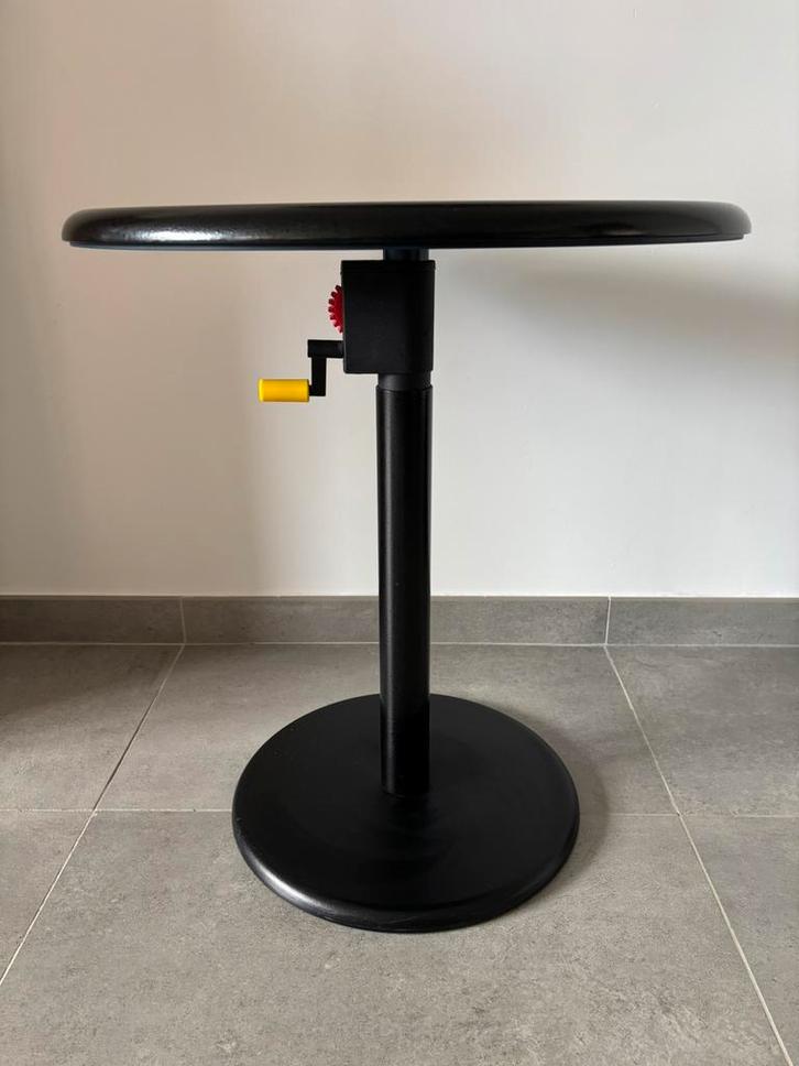 Vintage design bijzettafel - verstelbaar, Huis en Inrichting, Tafels | Bijzettafels, Zo goed als nieuw, Rond, Ophalen
