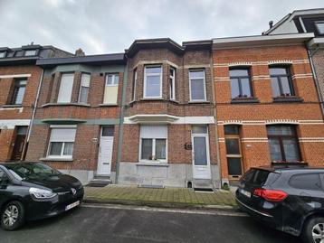 Huis te koop in Deurne, 4 slpks beschikbaar voor biedingen