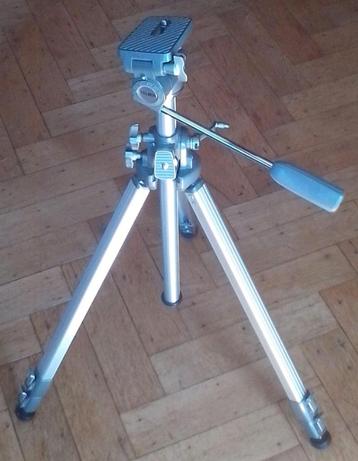 Camera statief driepoot beschikbaar voor biedingen