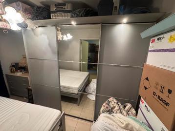 Volwaardige slaapkamer in perfecte staat beschikbaar voor biedingen