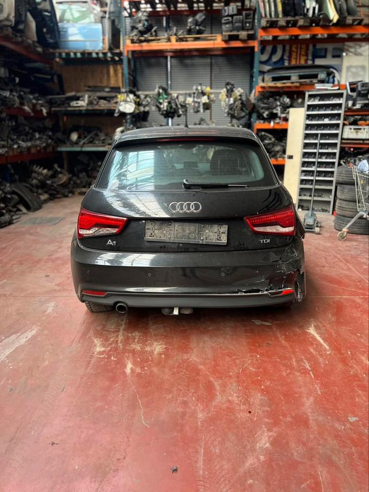 Audi A1 citadine 3 porte 2017 pièces disponibles., Auto-onderdelen, Carrosserie, Deur, Ophalen of Verzenden