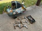 Compressor met toebehoren, Doe-het-zelf en Bouw, Compressors, Ophalen, Gebruikt, 10 bar of meer, 25 tot 100 liter