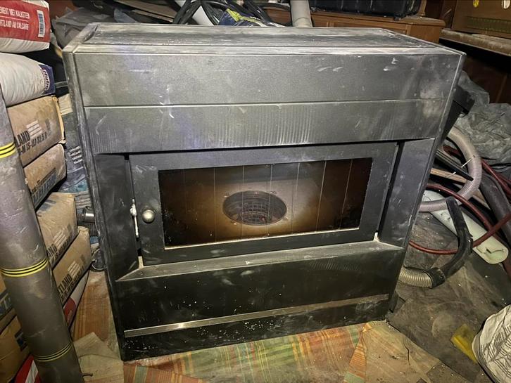 Stalen mazoutkachel 7kw, Huis en Inrichting, Kachels, Gebruikt, Vrijstaand, Oliekachel, Overige brandstoffen, Ophalen
