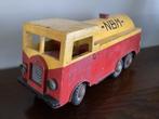 Vintage houten tankwagen, Ophalen