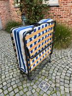 Opklapbed met extra topper en matrasbeschermer, Ophalen, 90 cm, Eenpersoons, Zo goed als nieuw