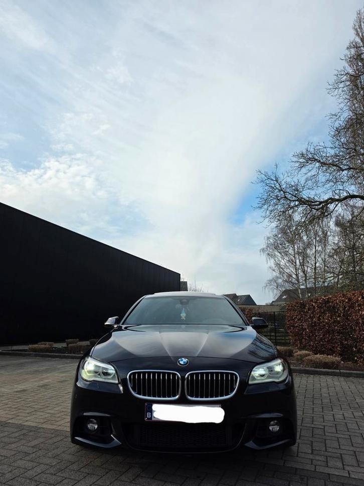 Bmw 520xDrive *Topstaat/Full option*, Autos, BMW, Particulier, Série 5, Caméra 360°, 4x4, ABS, Caméra de recul, Phares directionnels