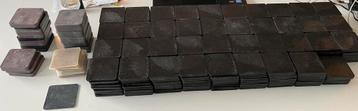 Nivelleer / uitvulplaten 7x7 cm verschillende diktes beschikbaar voor biedingen