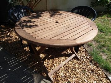 Tuintafel  beschikbaar voor biedingen