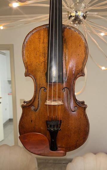 Très vieux violon à vendre Joseph Benoit Boussu 1730-1790 disponible aux enchères