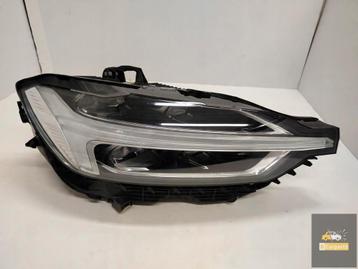 Volvo XC60 II MID LED rechts beschikbaar voor biedingen
