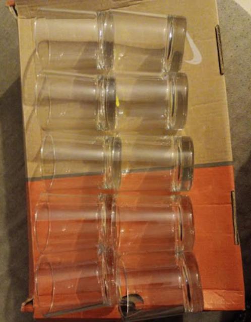 Lot de shots de 2 formes, Huis en Inrichting, Keuken | Servies, Gebruikt, Glas of Glazen, Overige stijlen, Glas, Ophalen of Verzenden
