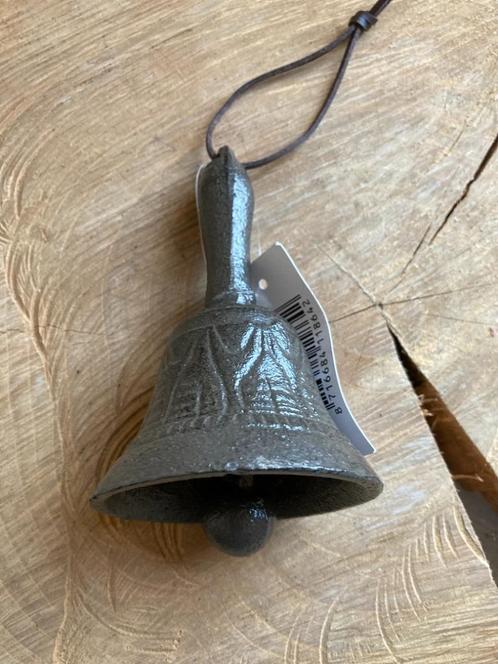 GIETIJZEREN TAFELBEL BEWERKT NIEUW, Antiek en Kunst, Curiosa en Brocante, Ophalen of Verzenden