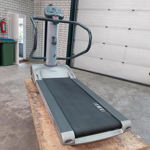 Technogym spazio forma  opklapbare loopband, Sport en Fitness, Fitnessmaterialen, Zo goed als nieuw, Ophalen