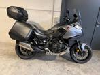 Honda NT1100 DCT met urban pack van 1ste eigenaar (bj 2023), Motoren, Bedrijf, Meer dan 35 kW, Toermotor, 1100 cc