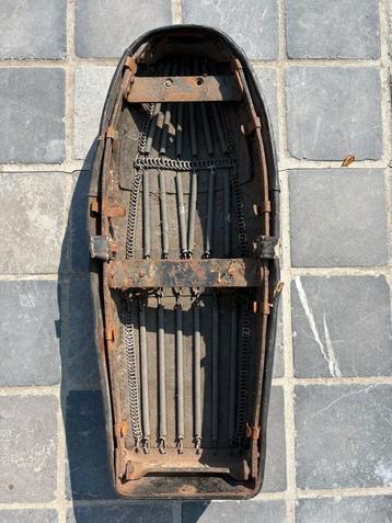 Proper gebruikt honda C310 zadel beschikbaar voor biedingen