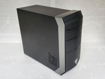 i7 Gaming Predator Carbon skin case beschikbaar voor biedingen