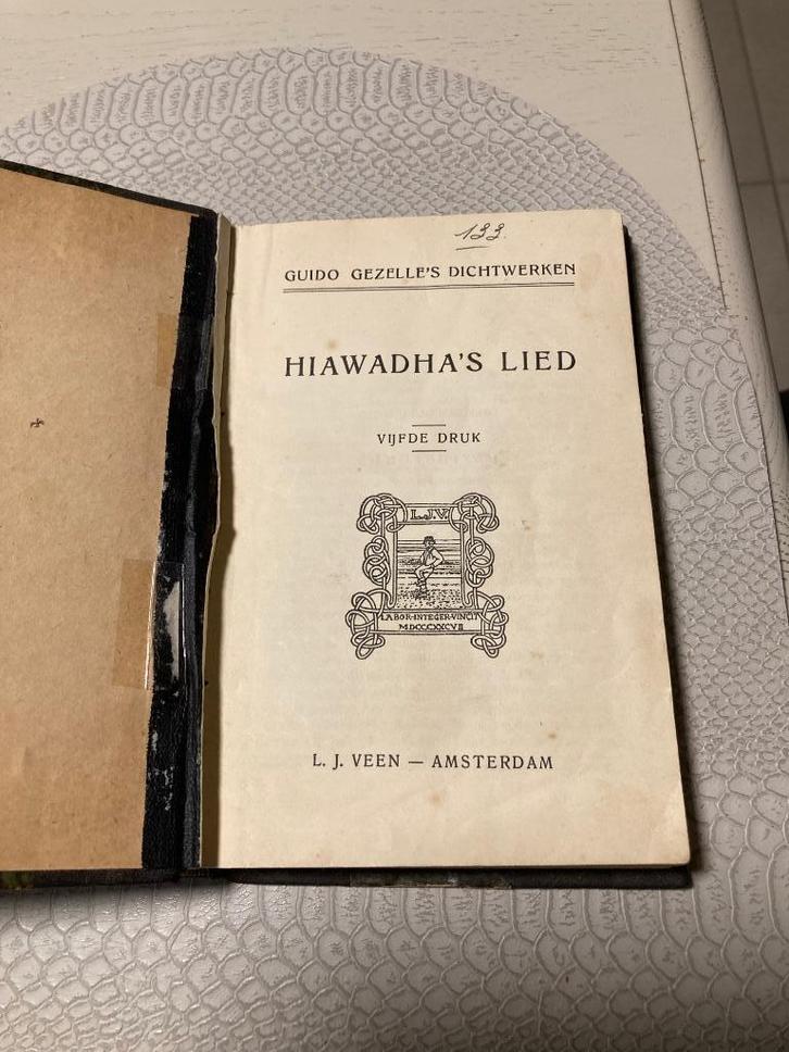 Guido Gezelle Hiawadha’s Lied 5 e druk ( eerste druk 1886 ), Boeken, Schoolboeken, Gelezen, Nederlands, ASO, Ophalen of Verzenden