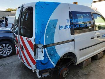 AILE ARRIÈRE DROIT Volkswagen Caddy IV (01-2015/09-2020), Utilisé, Droite, Volkswagen, Garde-boue